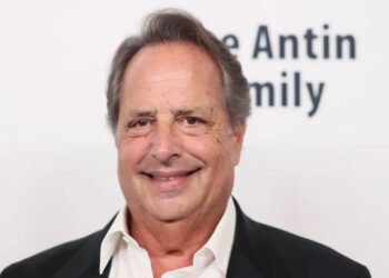 Jon Lovitz’ Net Worth, Career Accomplishments, and Main Sources of Income