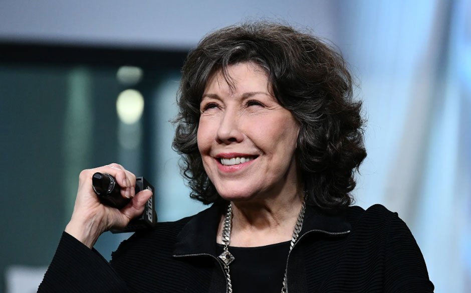 Lily Tomlin’s Net Worth: Unveiling the Comedic Legend’s Financial Worth