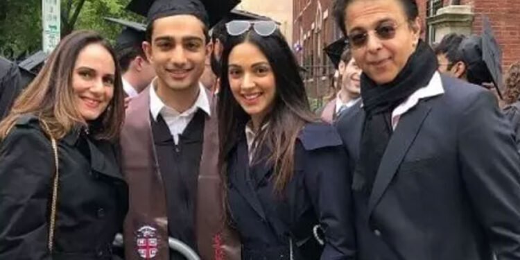 Jagdeep Advani : brief story about his life