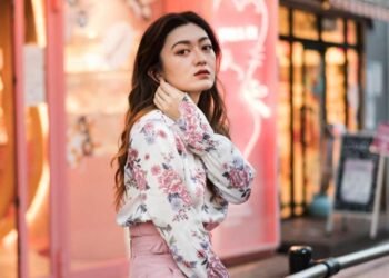 The Timeless Beauty of Traditional Asian Clothing Styles