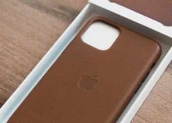 How a Rugged Case Can Protect Your Phone in Extreme Conditions