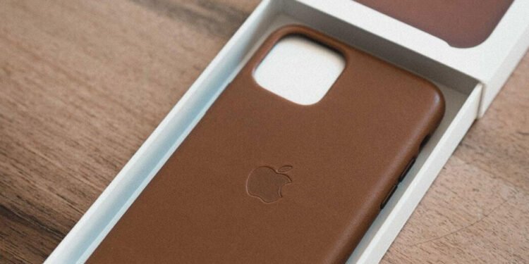 How a Rugged Case Can Protect Your Phone in Extreme Conditions