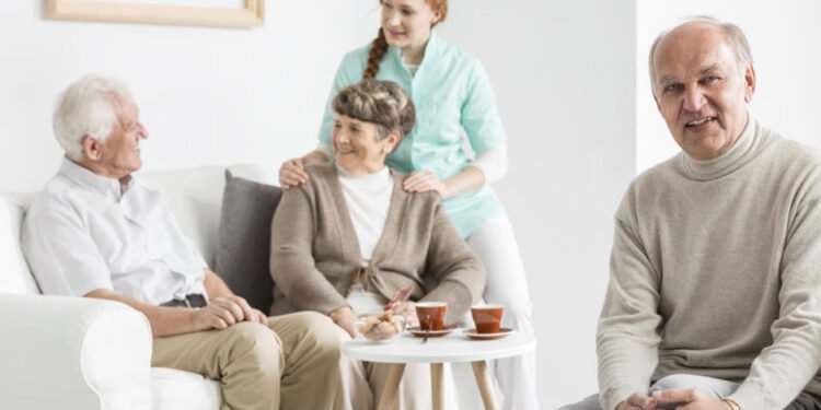 The Essential Guide to Elderly Living Options for an 80 Year Old Man