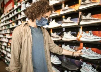 Ultimate Guide to Slip-On Sneakers: Style, Comfort, and Functionality