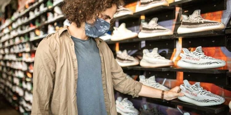 Ultimate Guide to Slip-On Sneakers: Style, Comfort, and Functionality