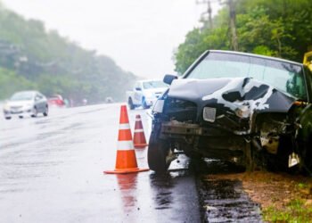 5 Tips for Checking Your Car After a Crash in Denver's Changing Weather