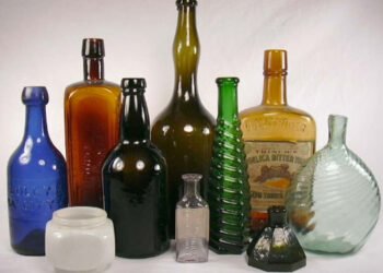 The History of Glass Bottles: From Antiquity to the Present